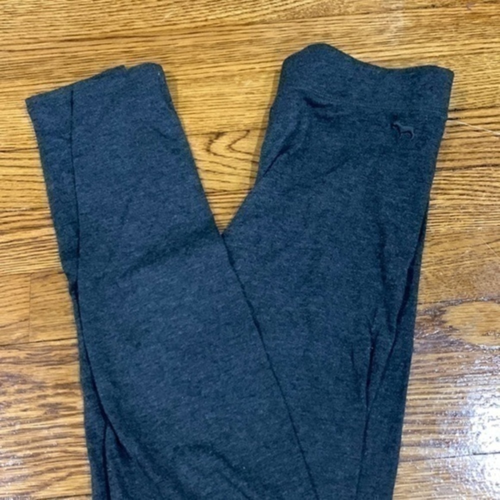 Pink Victoria’s Secret gray leggings size xs